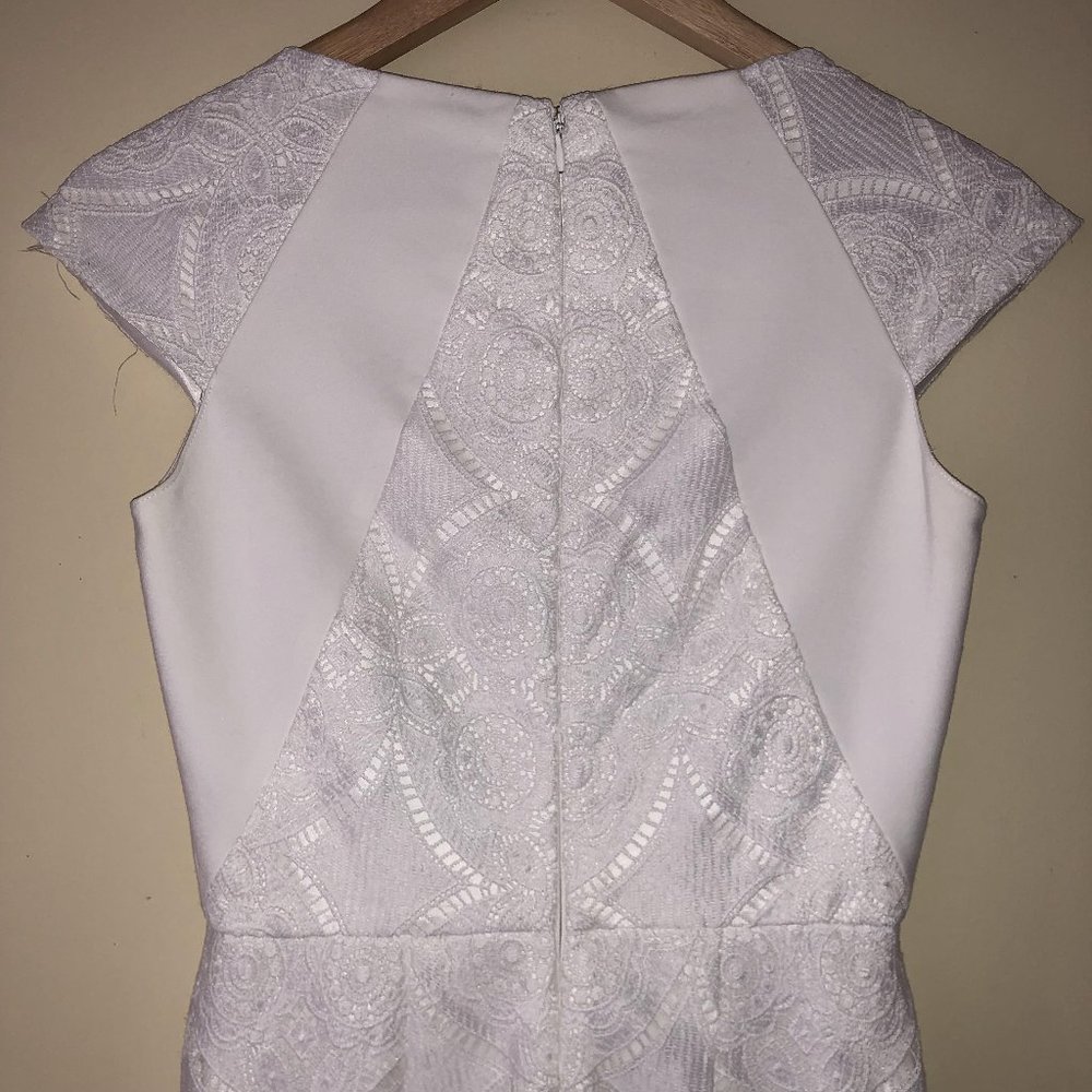 Antonio Melani Lace Dress Size 0 - Picture 6 of 15
